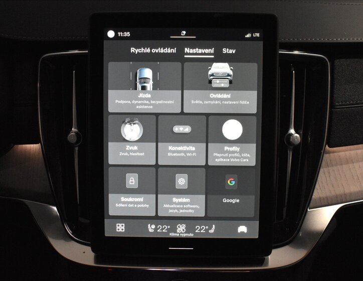 Volvo XC90 SUV / Terénní 2,0 l 335 kw