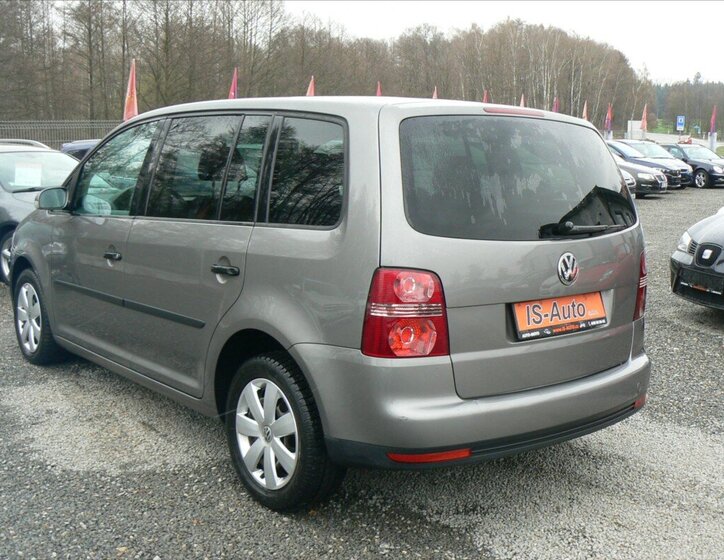 Volkswagen Touran MPV 1,9 l 77 kw