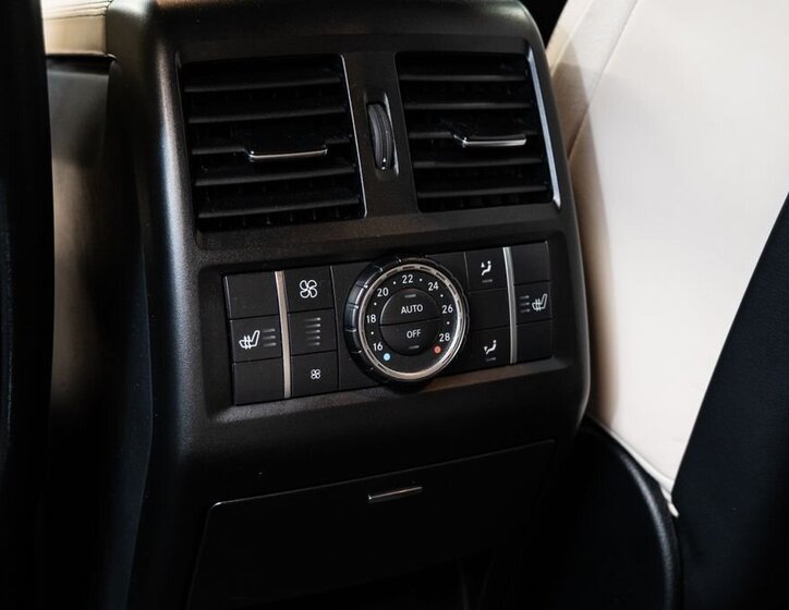 Mercedes-Benz GL SUV 4,7 l 320 kw