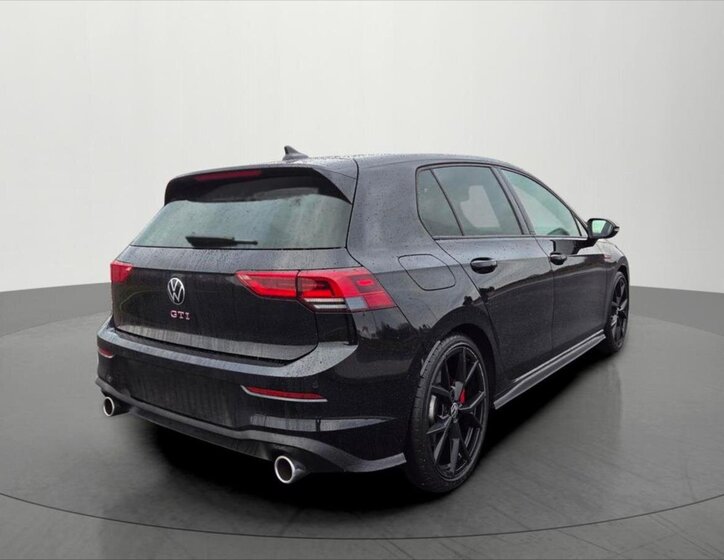 Volkswagen Golf Hatchback 2,0 l 180 kw