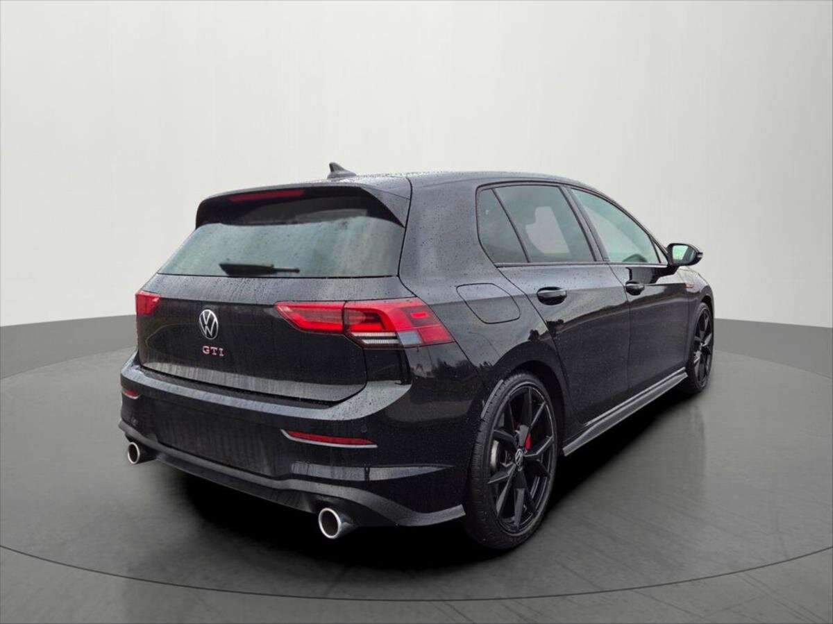 Volkswagen Golf Hatchback 2,0 l 180 kw