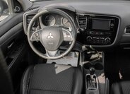 Mitsubishi Outlander SUV / Terénní 2,3 l 110 kw