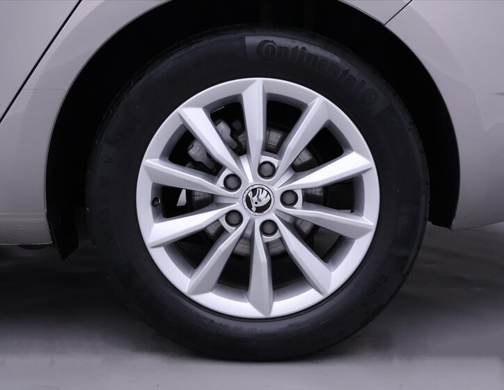 Škoda Octavia Liftback 2,0 l 110 kw