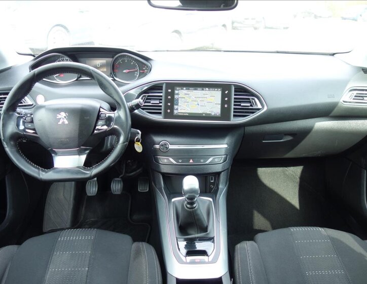 Peugeot 308 Kombi 1,6 l 88 kw