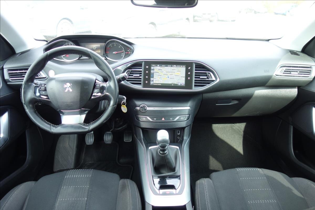 Peugeot 308 Kombi 1,6 l 88 kw