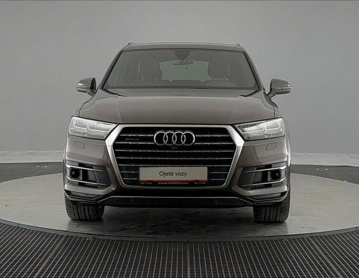 Audi Q7 SUV / Terénní 3,0 l 200 kw