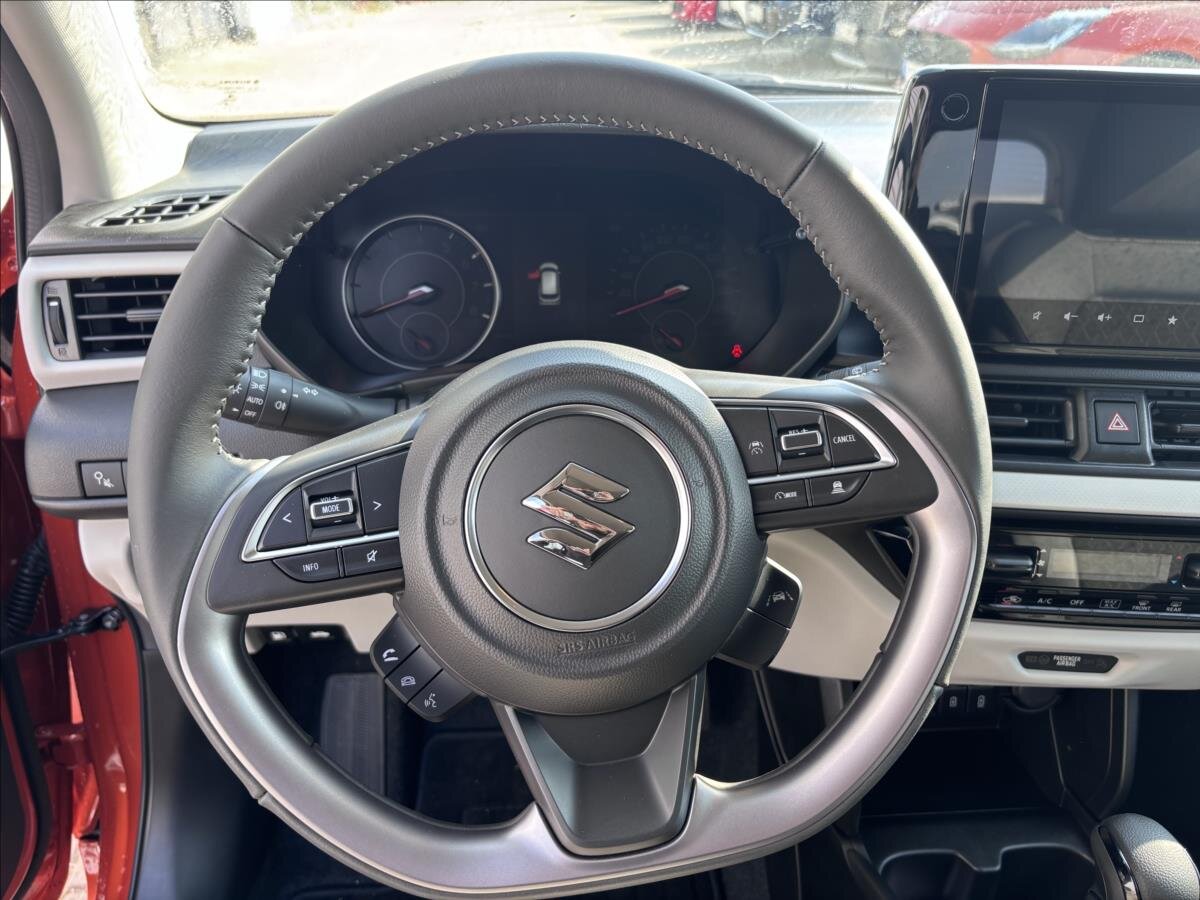 Suzuki Swift Hatchback 1,2 l 61 kw