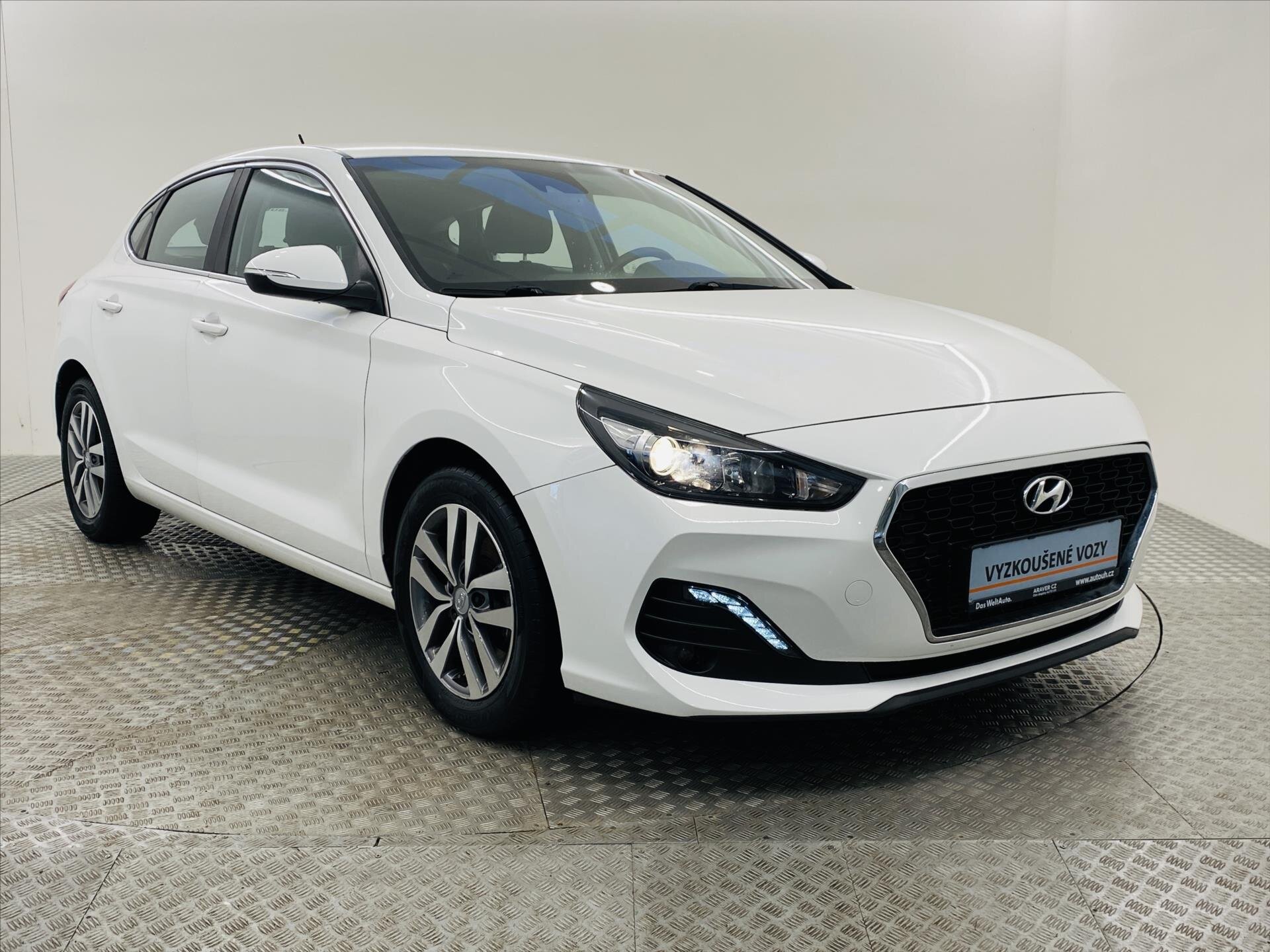 Hyundai i30 Hatchback 998,0 88 kw