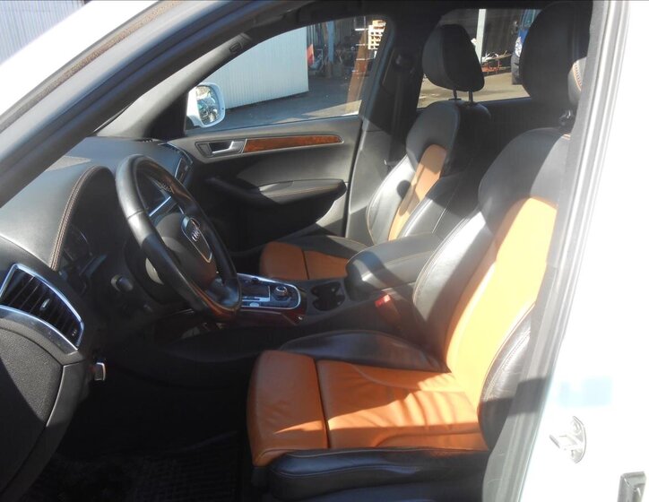 Audi Q5 SUV / Terénní 2,0 l 125 kw