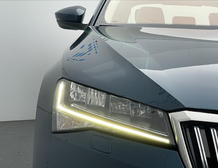 Škoda Superb Liftback 1,5 l 110 kw