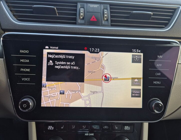 Škoda Superb Sedan / Limuzína 2,0 l 110 kw