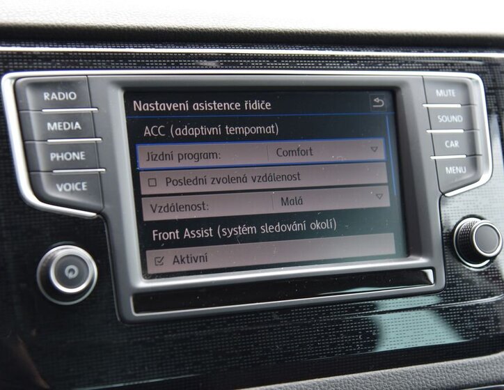 Volkswagen Golf Sportsvan MPV 1,2 l 81 kw