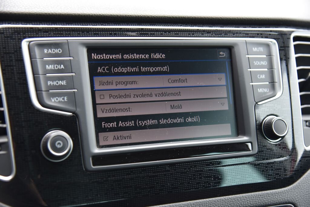 Volkswagen Golf Sportsvan MPV 1,2 l 81 kw