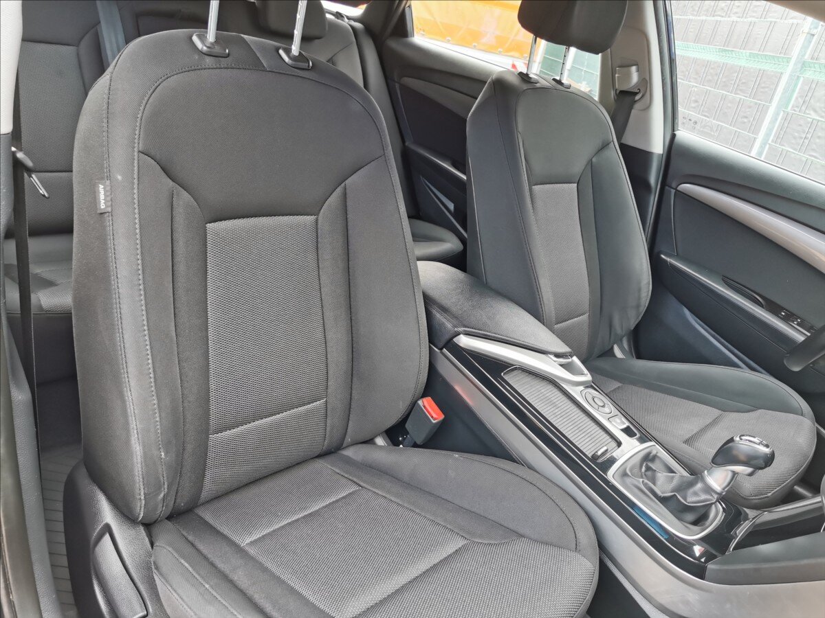 Hyundai i40 Kombi 1,7 l 100 kw