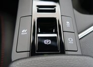 Toyota C-HR SUV 2,0 l 112 kw