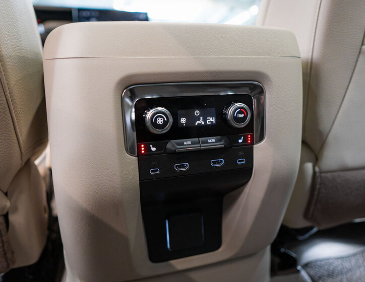 GMC Yukon SUV 6,2 l 313 kw