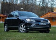 Volkswagen Touareg 1
