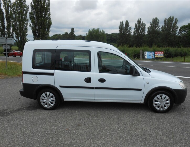 Opel Combo 5