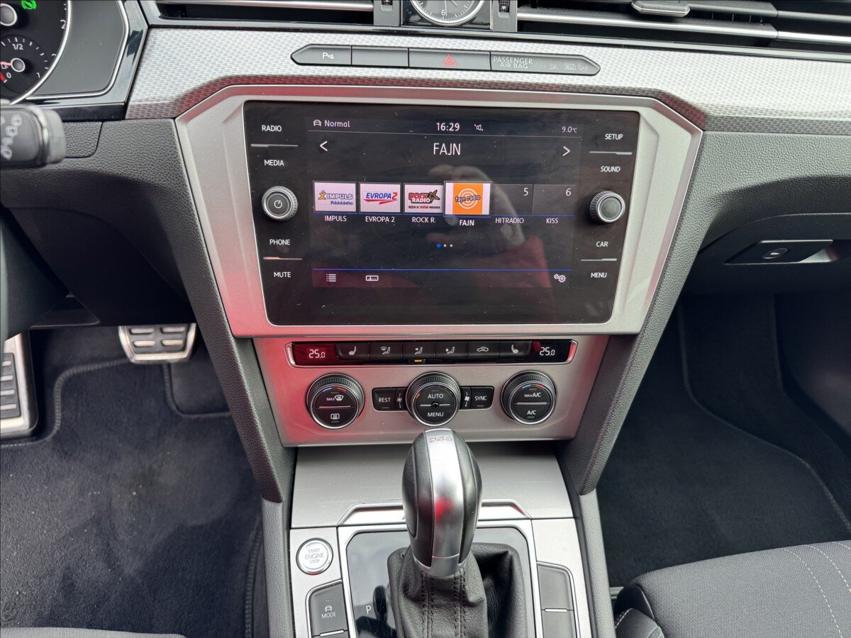 Volkswagen Passat Kombi 2,0 l 140 kw