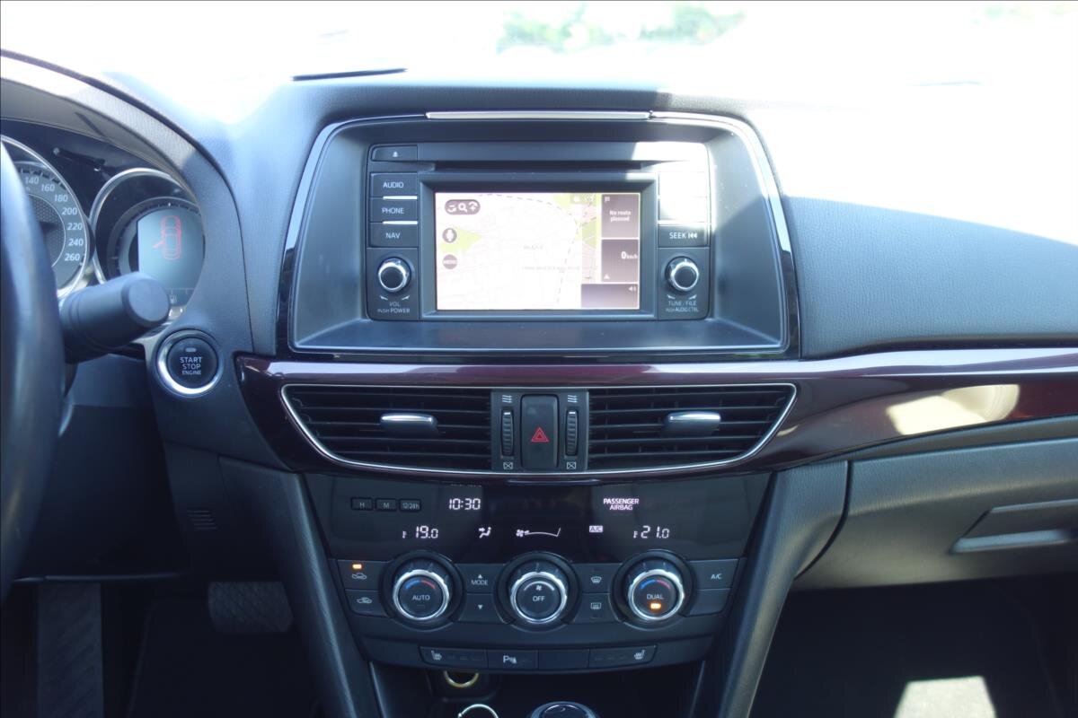 Mazda 6 Sedan 2,5 l 141 kw