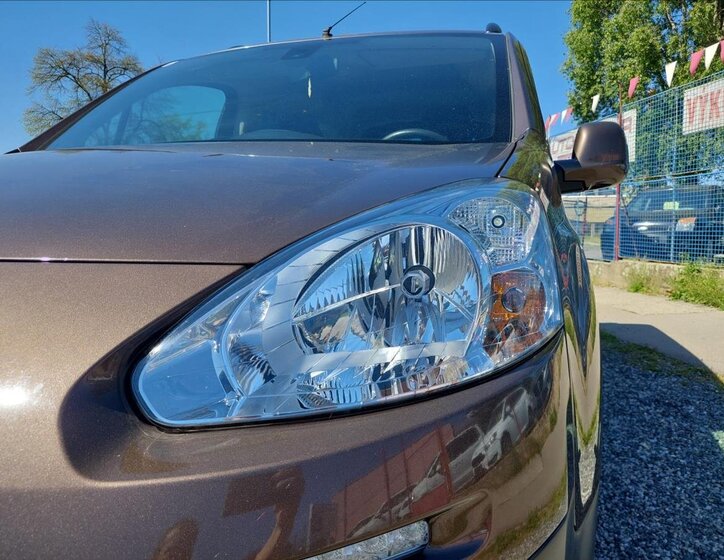 Peugeot Partner Tepee Kombi 1,6 l 84 kw