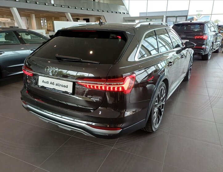 Audi A6 Allroad 5