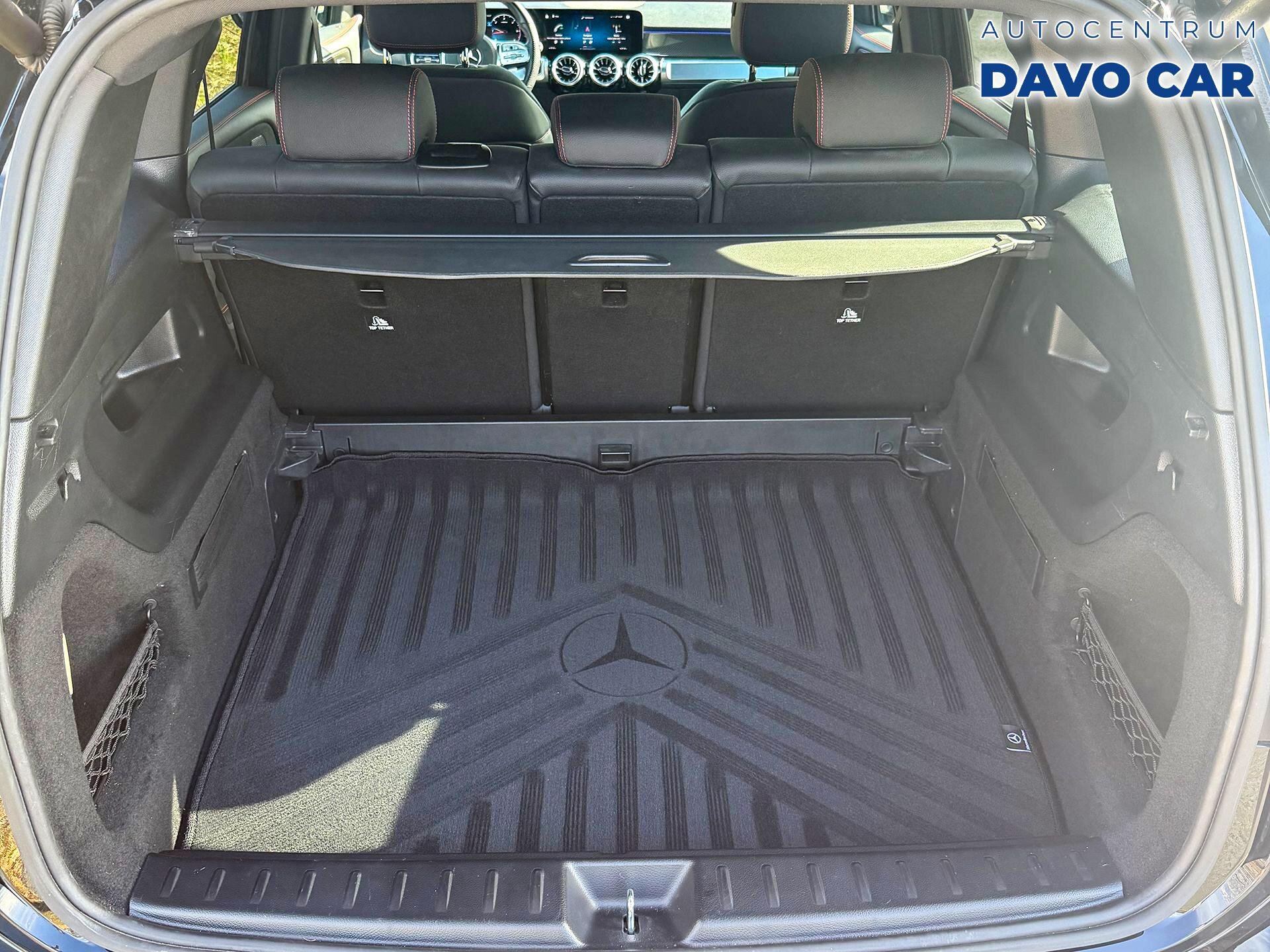 Mercedes-Benz GLB SUV / Terénní 2,0 l 110 kw