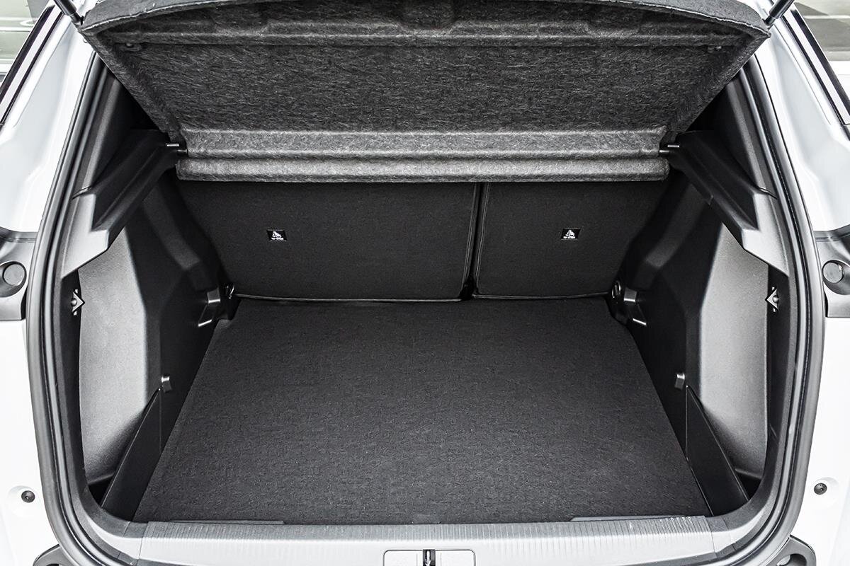 Peugeot 2008 SUV 1,2 l 0