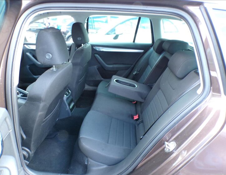 Škoda Octavia Kombi 2,0 l 110 kw
