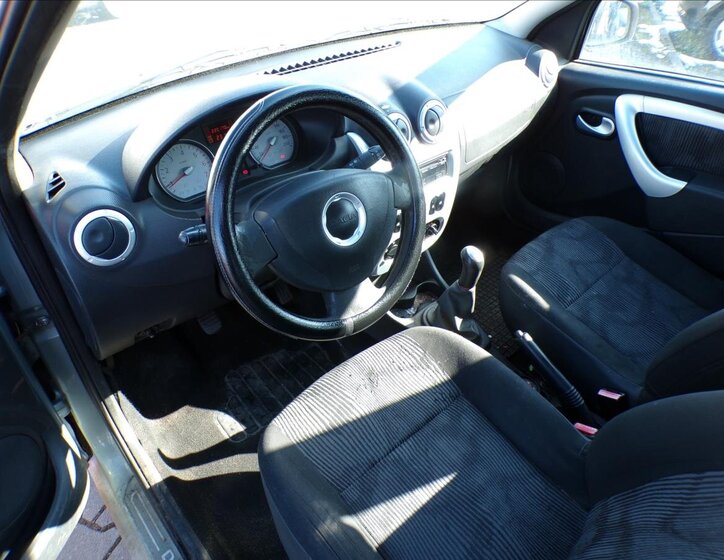 Dacia Logan Kombi 1,6 l 64 kw