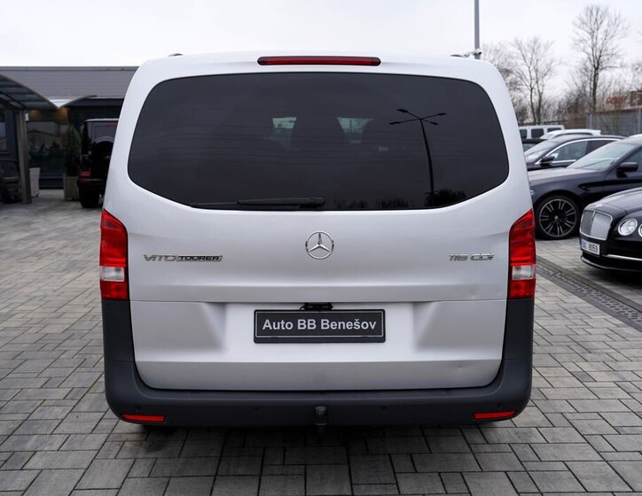 Mercedes-Benz Vito 5