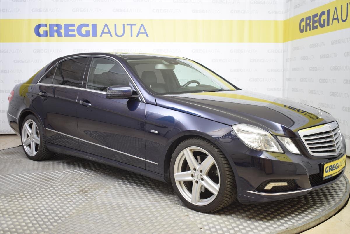 Mercedes-Benz Třídy E Sedan 3,0 l 170 kw