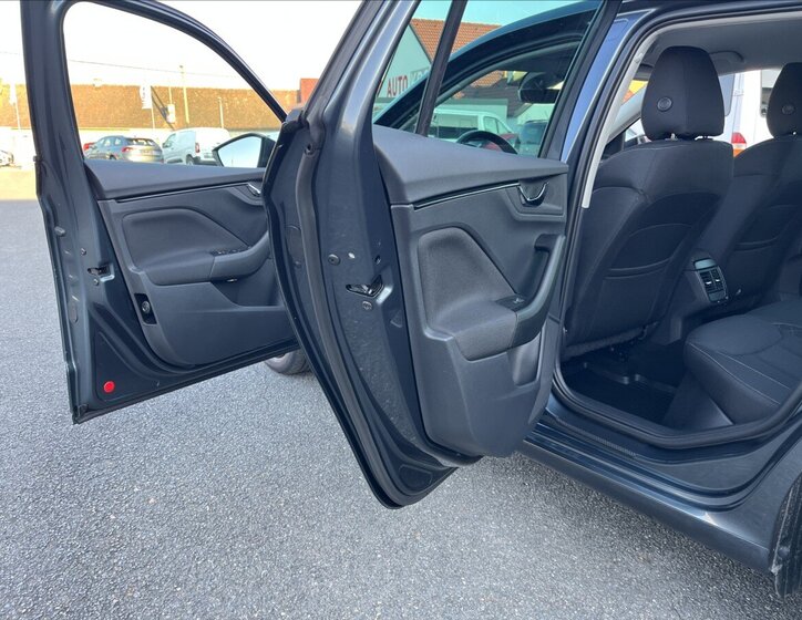 Škoda Scala Hatchback 999,0 85 kw