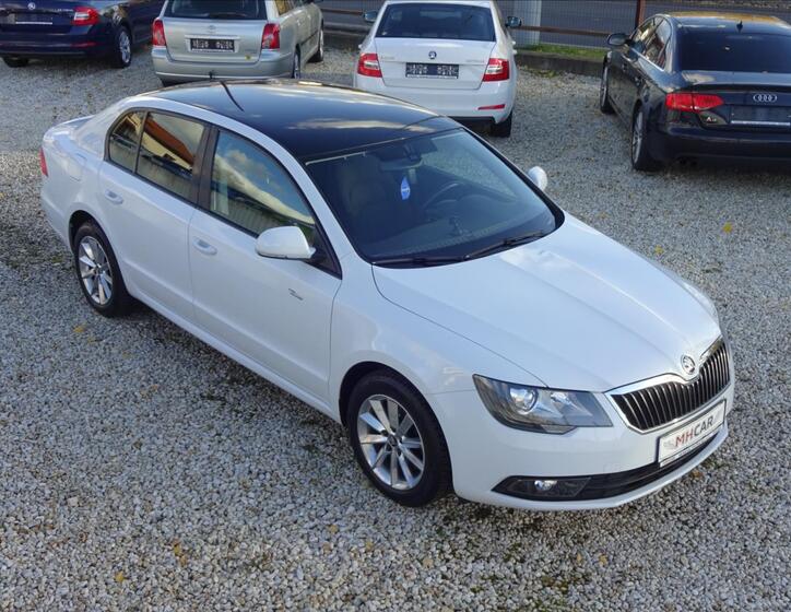 Škoda Superb 1