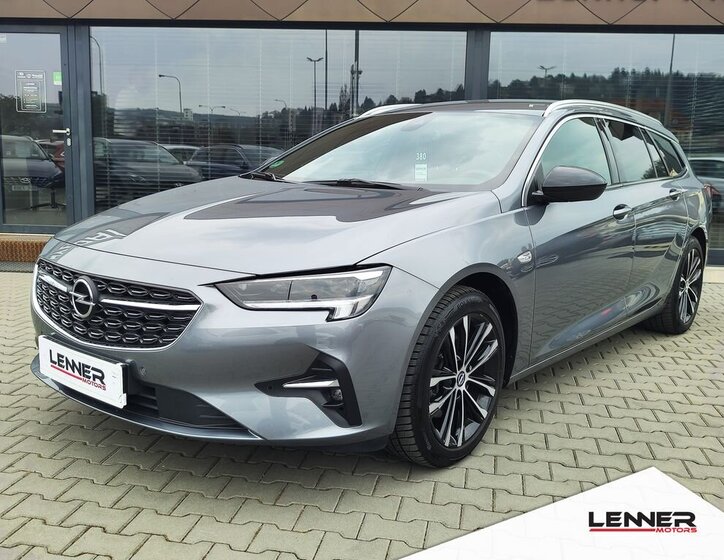 Opel Insignia Kombi 2,0 l 128 kw