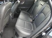 Jaguar XF 19