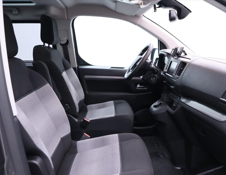 Citroën SpaceTourer Kombi 2,0 l 130 kw