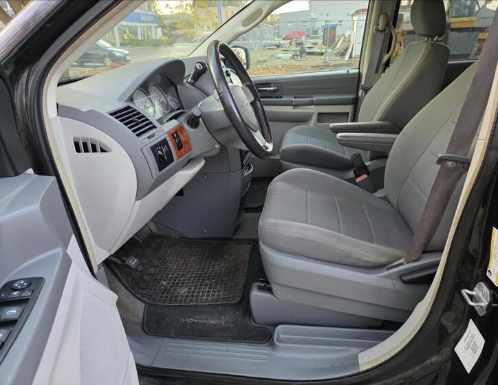 Chrysler Grand Voyager 9