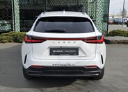 Lexus NX 350h SUV / Terénní 2,5 l 147 kw