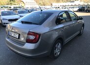 Škoda Rapid Sedan / Limuzína 999,0 70 kw