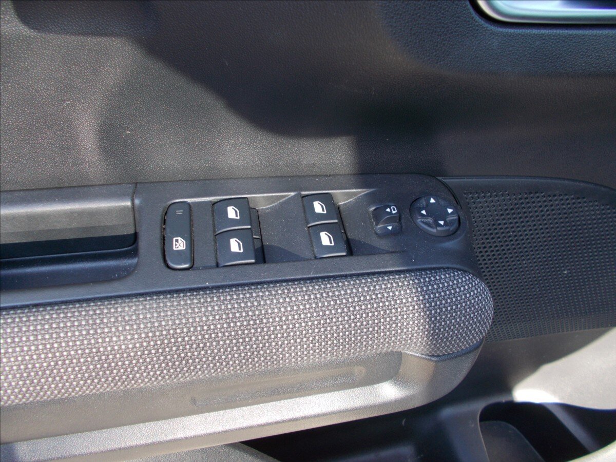 Citroën C3 Aircross SUV / Terénní 1,2 l 81 kw