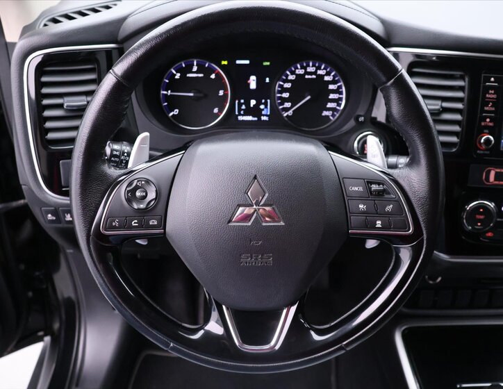 Mitsubishi Outlander 21