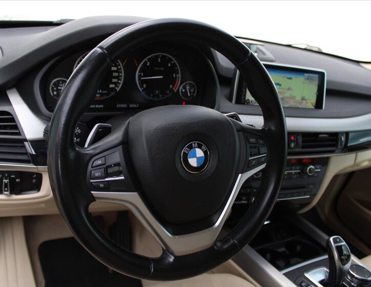 BMW X5 SUV / Terénní 3,0 l 190 kw