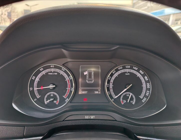 Škoda Karoq SUV 1,5 l 110 kw