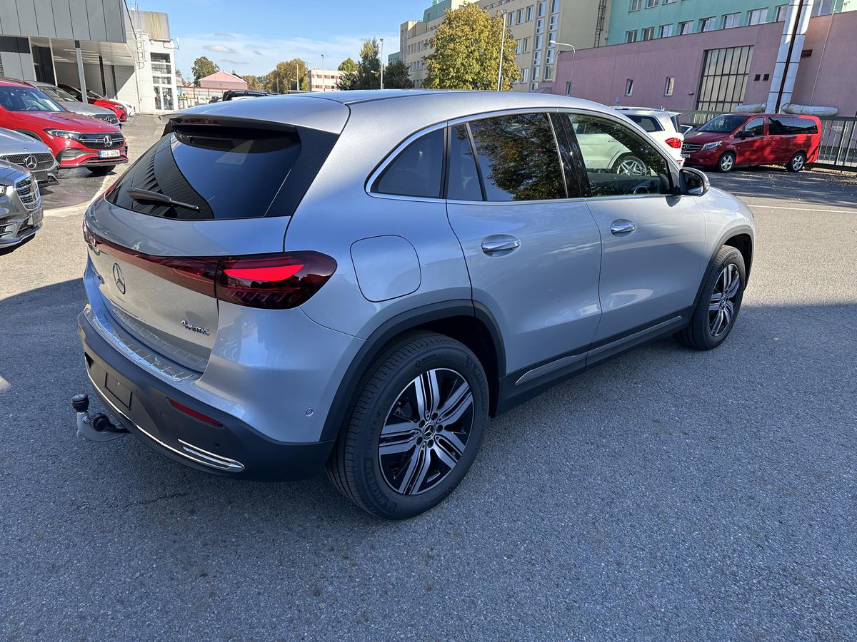 Mercedes-Benz EQA