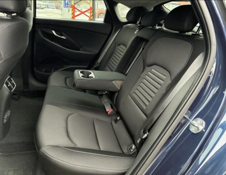 Hyundai i30 Liftback 1,5 l 103 kw