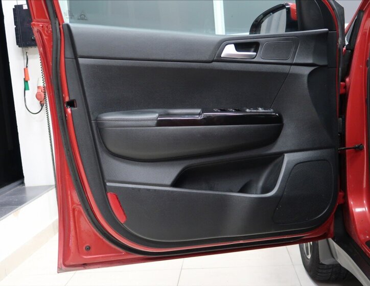 KIA Sportage SUV 1,6 l 97 kw