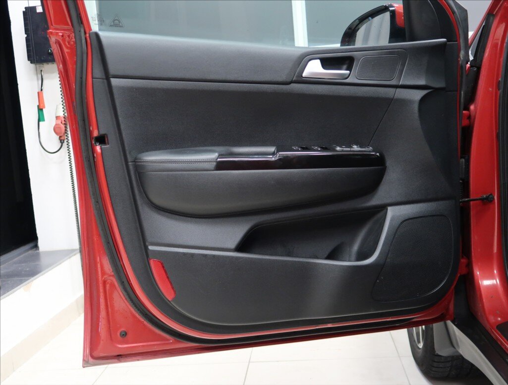 KIA Sportage SUV 1,6 l 97 kw