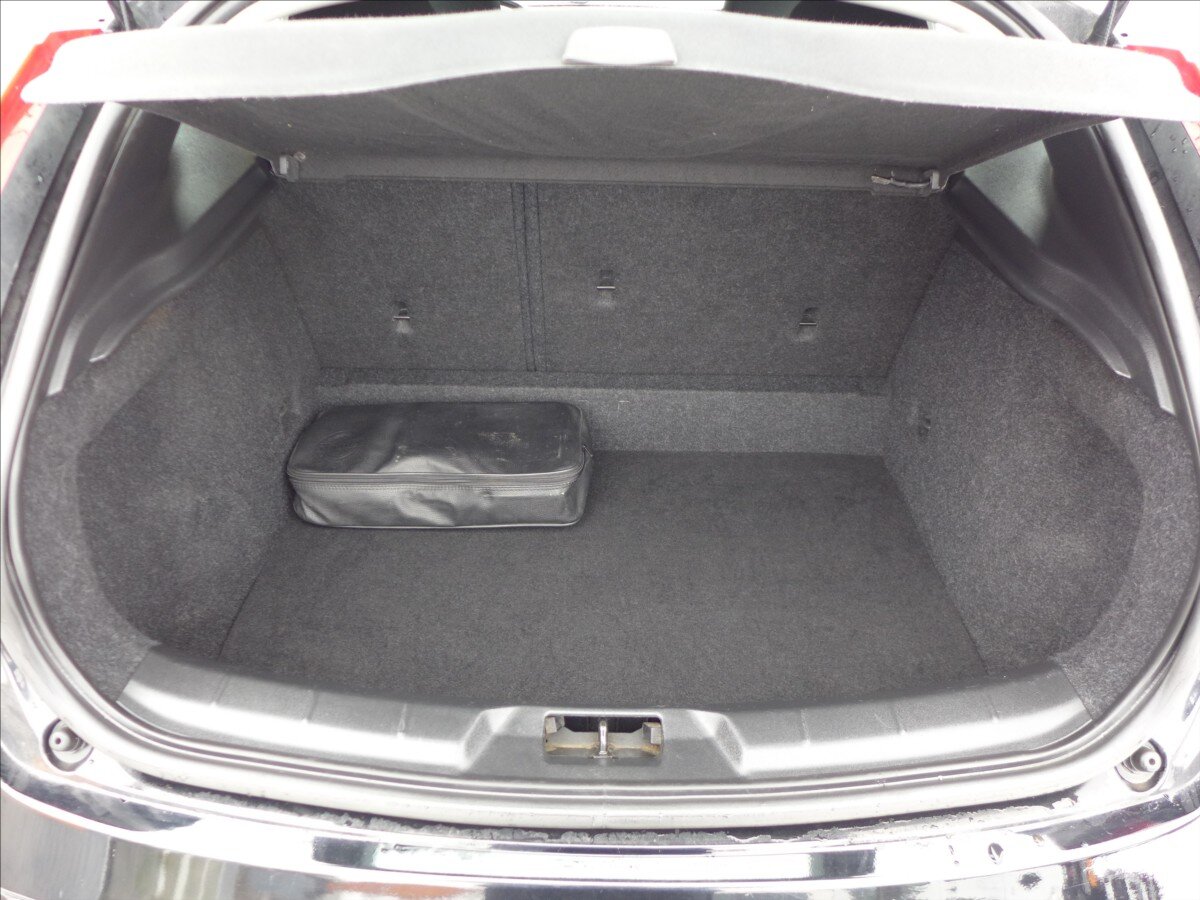 Volvo V40 Hatchback 1,6 l 84 kw