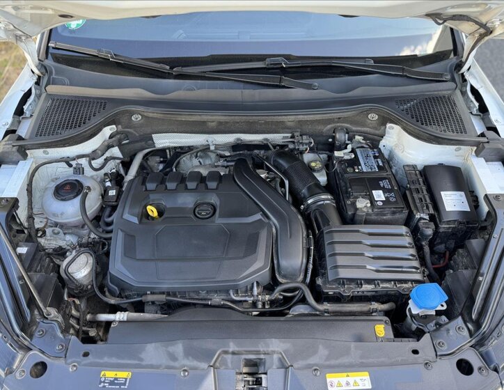 Škoda Karoq SUV / Terénní 1,5 l 110 kw